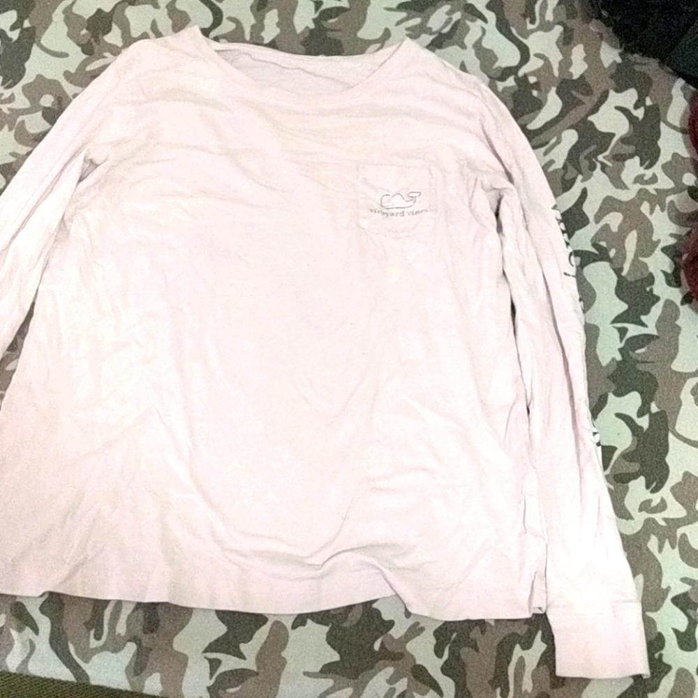 Vineyard vines tshirt